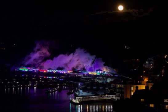 09 December 2022 - 17:26:02
It's terrible, but it is possible to become blase about The Train of Lights. Although a full moon does add a little something.
--------------------
Dartmouth's Train of Lights